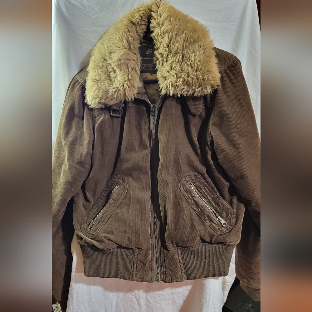 Brown corduroy jacket - size large